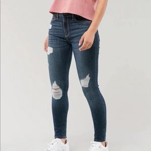 Hollister Ripped Jeans Size 00